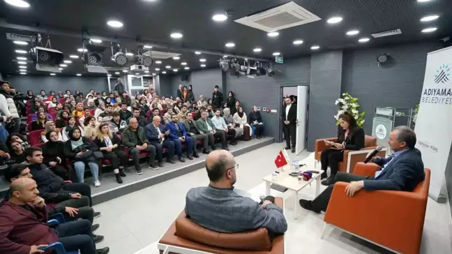 Adıyaman Belediyesi YKS Sınavına Hazırlanan Öğrencilere Dijital Eğitim Platformu Hediye Etti