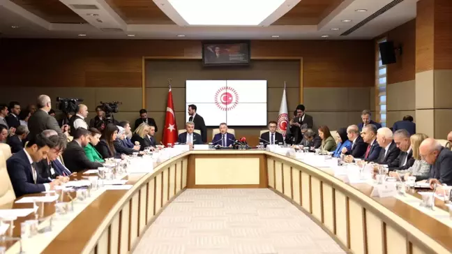 İsveç'in NATO'ya kabulüne ilişkin teklif TBMM Dışişleri Komisyonu'nda kabul edildi