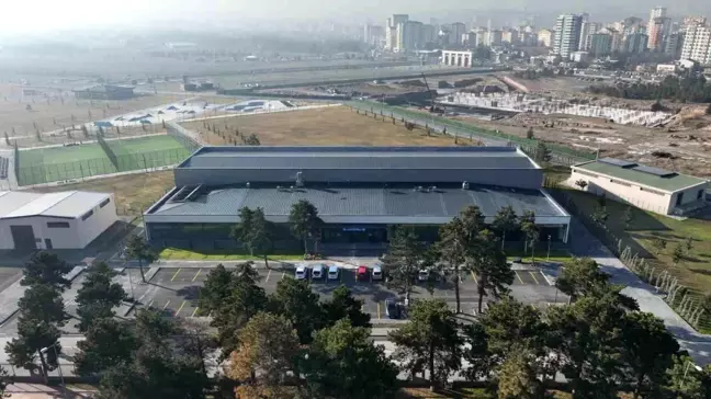 Kayseri Büyükşehir Belediyesi, Recep Tayyip Erdoğan Millet Bahçesi'nde Sosyal Yaşam Merkezi ve Spor Tesisi'nin açılışını duyurdu
