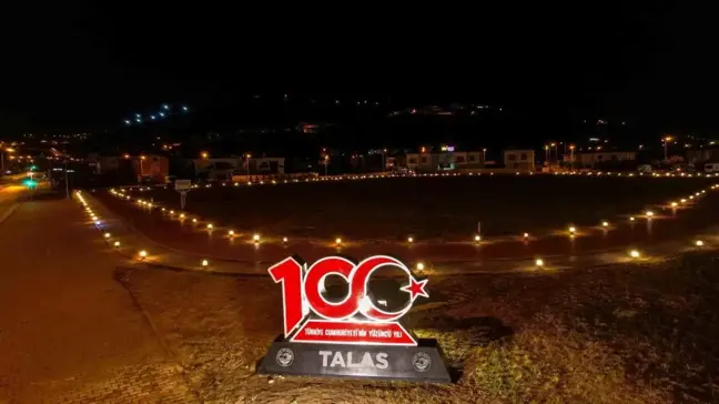 Talas Belediyesi, Cumhuriyetin 100. Yılına Özel Anıt Dikti