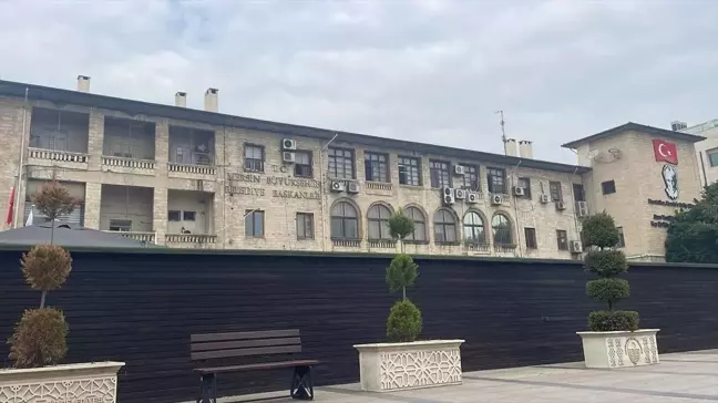 Mersin Büyükşehir Belediyesi'nde 667 İşçinin Sözleşmeleri Haksız Yere Feshedildi İddiasıyla Soruşturma Başlatıldı