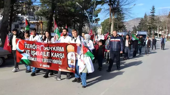 Edirne'de İsrail'in Gazze'ye yönelik saldırıları sessiz yürüyüşle protesto edildi