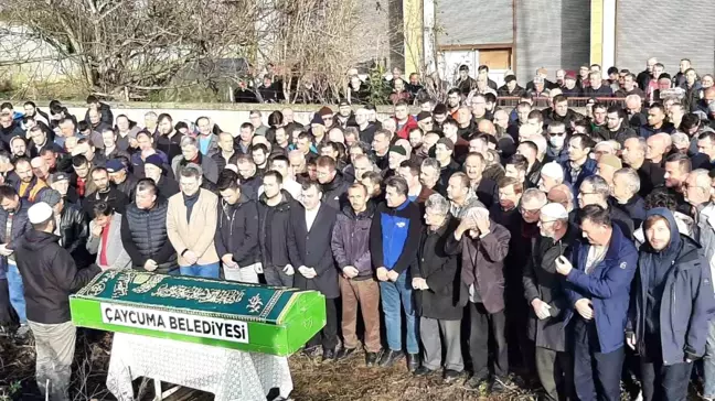 Senegal'de İş Kazası Sonucu Hayatını Kaybeden İrfan Uslu, Çaycuma'da Toprağa Verildi