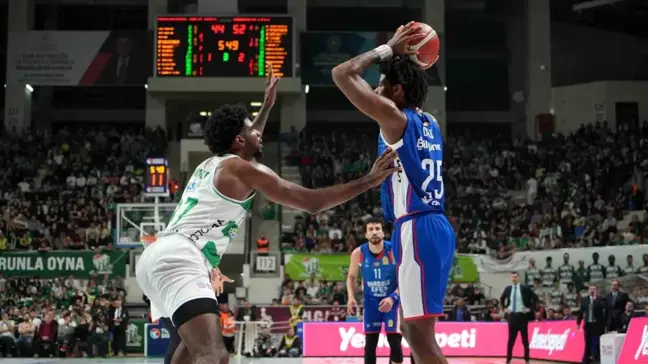 Bursaspor İnfo Yatırım, A. Efes'e mağlup oldu