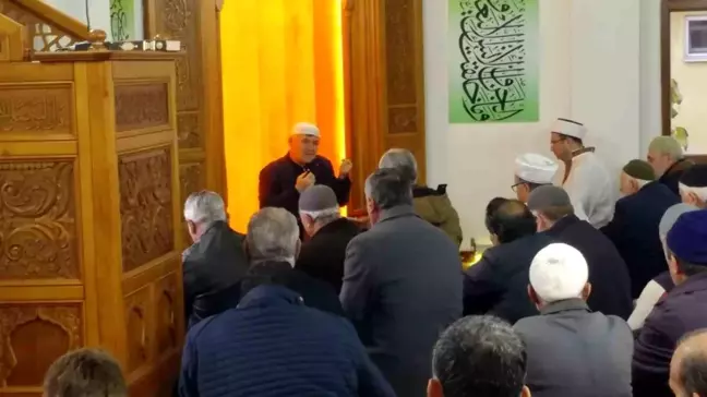 Muğla'da Sabah Namazı Buluşması Merkez Hacılar Yunus Emre Camii'nde Gerçekleştirildi