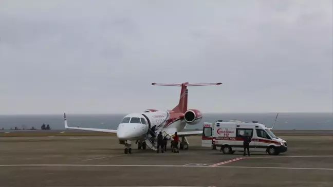 Trabzon'da ADEM Tanısı Konulan 9 Yaşındaki Çocuk Ambulans Uçakla İstanbul'a Gönderildi