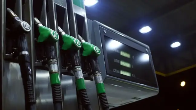 Motorine zam var mı? 19 OCAK GÜNCEL AKARYAKIT FİYATLARI! Benzine, motorine ne kadar zam geldi?
