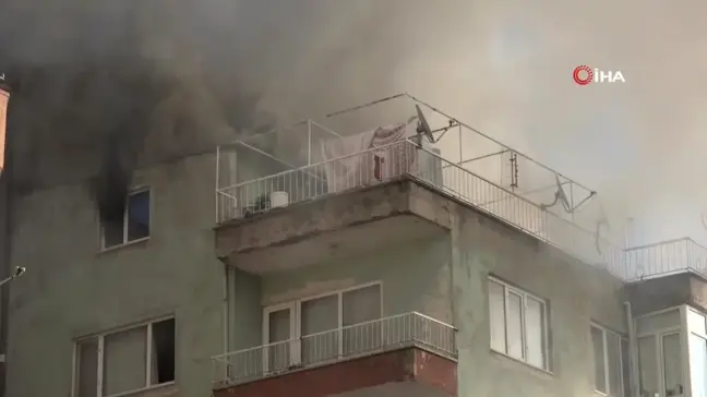 Çanakkale'de annesinin evini yakan cezaevi firarisi intihar girişiminde bulundu