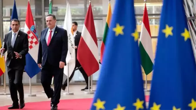 İsrailli Bakan Avrupa Birliği'ni Hayal Kırıklığına Uğrattı