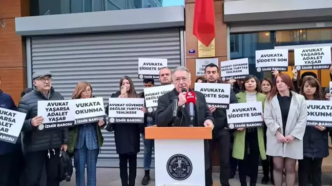 İzmir Barosu, Tehlike Altında Avukatlar Günü İçin Basın Açıklaması Yaptı