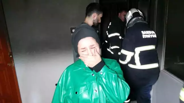 Samsun'da çıkan yangında kedileri ve kuşları telef olan kadın gözyaşı döktü