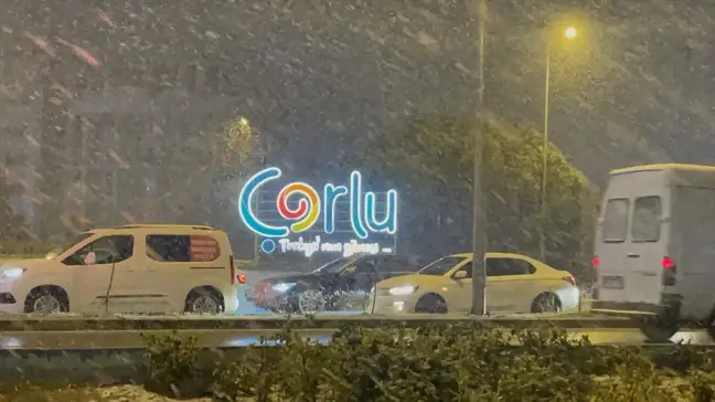 Kırklareli ve Tekirdağ'da Kar Yağışı Etkili