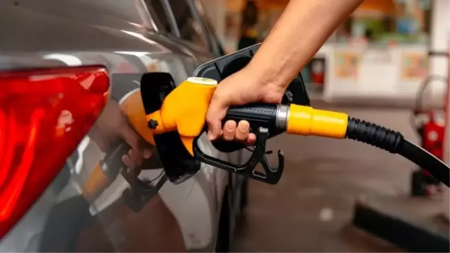 1 Şubat 2024'te Benzine 95 Kuruş Zam Geliyor