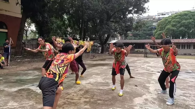 Myanmar'da Çin Yeni Yılı Gösterileri İçin Provalar Yoğunlaşıyor