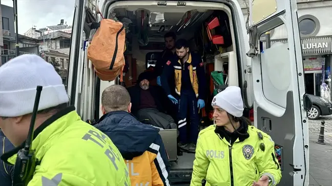 Trabzon'da sahipsiz köpeğin ısırması sonucu yaralanan kişi tedavi altına alındı