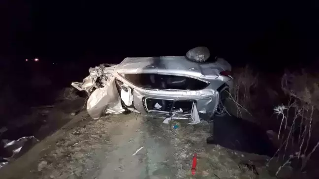 Burdur'da Otomobil Kazası: 2 Ölü, 1 Ağır Yaralı