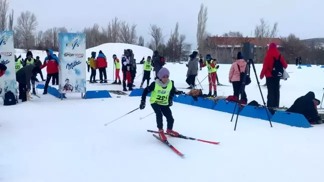 Türkiye Kayaklı Koşu 1. Etap Yarışması Heyecanı Devam Ediyor