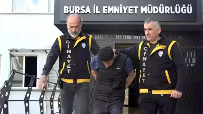 Bursa'da Bunalıma Giren Şahıs, Ailesini Öldürdü