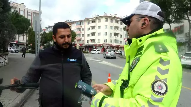 Muğla'da Elektrikli Scooter Sürücülerine Denetim ve Bilgilendirme Yapıldı