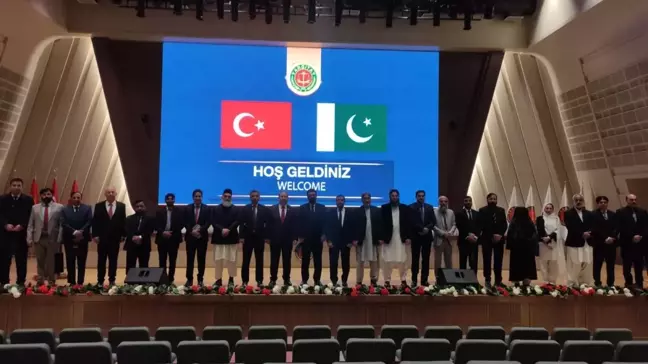 Yargıtay Başkanı Mehmet Akarca, Pakistan Şeriat Akademisi heyetini kabul etti