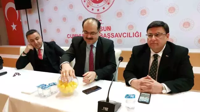 Samsun'da İl Seçim Kurulu Birinci Üyesi Hakim Suat Bilgin'in yerine yeni isim kura çekimi ile belirlendi