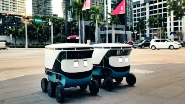 Uber, Japonya'da robotlarla teslimat yapmaya başlıyor