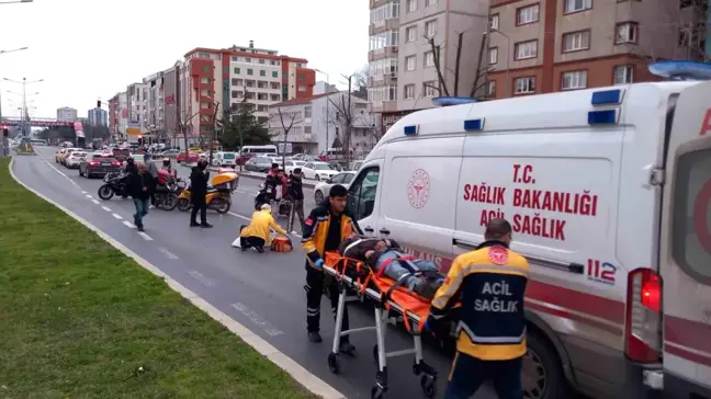Çorlu'da motosikletin yayaya çarptığı kazada 2 kişi yaralandı