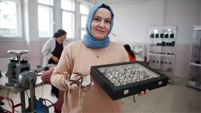 S.S. Mecitözü Kadın Girişimi Üretim ve İşletme Kooperatifi, Hayat Boyu Öğrenme Zirvesi'nde iyi uygulama örneği seçildi