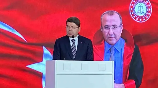 Adalet Bakanı Yılmaz Tunç, Mehmet Selim Kiraz'ın anısına düzenlenen iftar programında konuştu