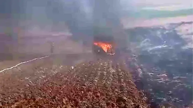Kırıkkale'de Tarla Süren Çiftçinin Traktörü Alevlere Teslim Oldu