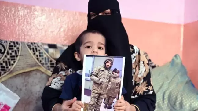 Rusya'ya gitmek için kandırılan Hint gençler Ukrayna'da savaşmaya zorlanıyor