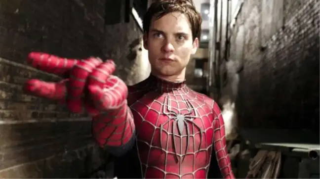 Sam Raimi, Tobey Maguire'ın Spider-Man 4'e dönüşü hakkında konuştu