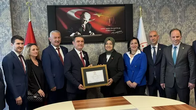 CHP'den Zonguldak Belediye Başkanı Tahsin Erdem göreve başladı