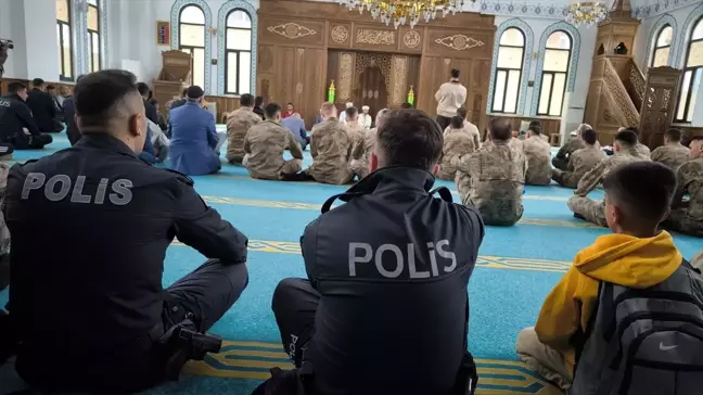 Siirt'te Polis Haftası dolayısıyla şehit polisler için mevlit okutuldu