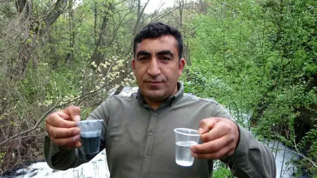 Malatya'da Kimyasal Atık Derenin Rengini Değiştirdi