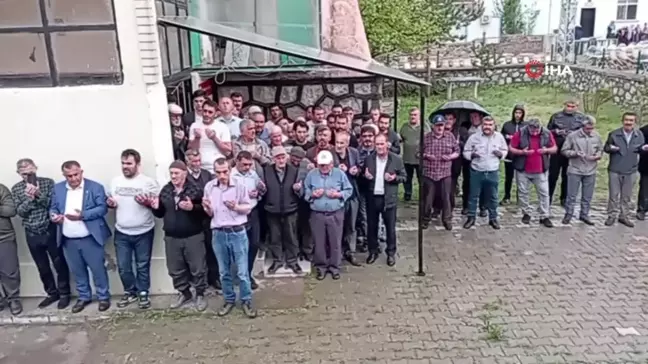 Depremin vurduğu Tokat'ta yağmur duası