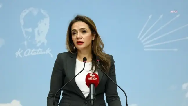 Emekliler ve Asgari Ücretlilerin Maaşlarındaki Erimenin Sonu Yok