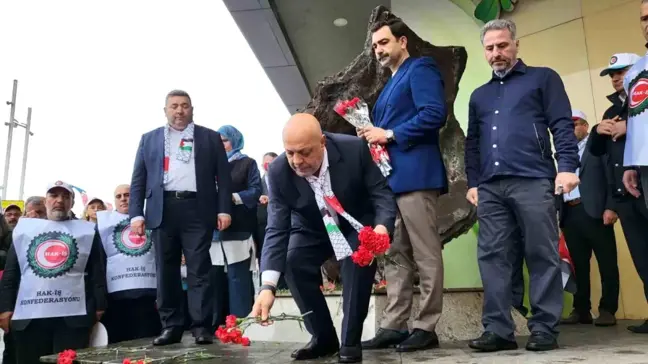 HAK-İŞ Konfederasyonu 1 Mayıs'ta Kazancı Yokuşu'na karanfil bıraktı