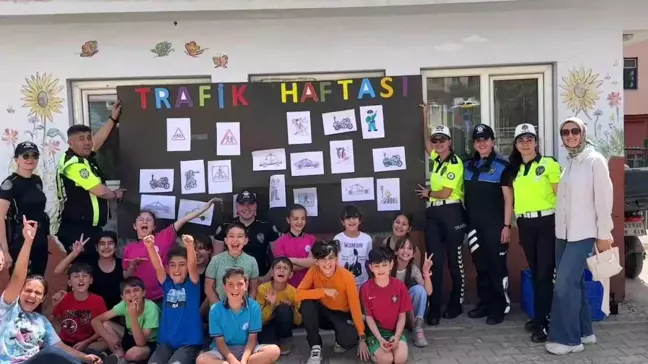 Tunceli'de Trafik Haftası etkinlikleriyle öğrenciler bilgilendirildi