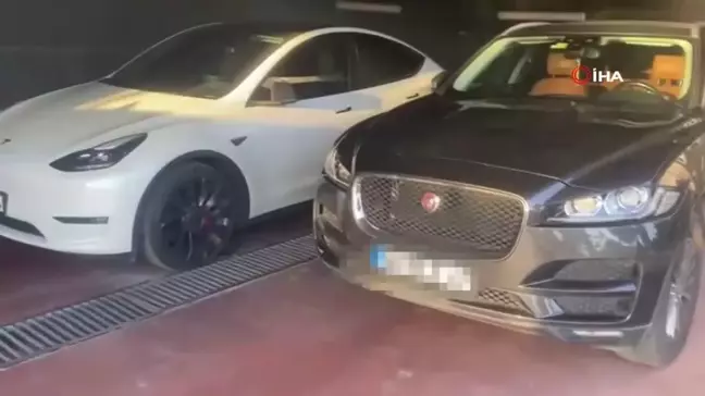 Küçükçekmece'de düğün konvoyunda E5 Karayolunu kapatan sürücülere ceza yağdı
