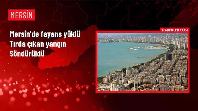 Tarsus'ta fayans yüklü tırda yangın çıktı