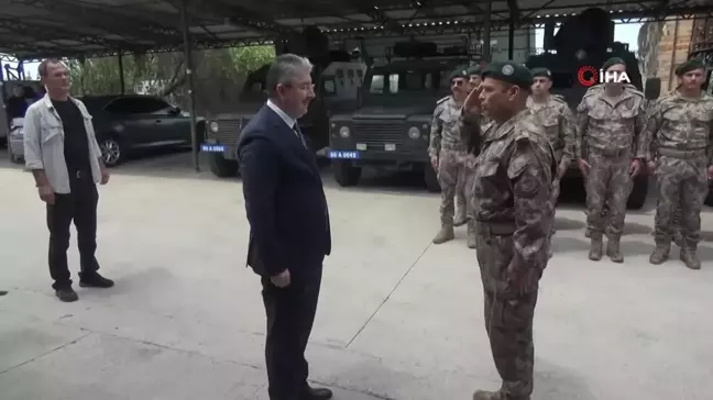 Suriye'ye dualarla uğurlanan özel harekat polisleri