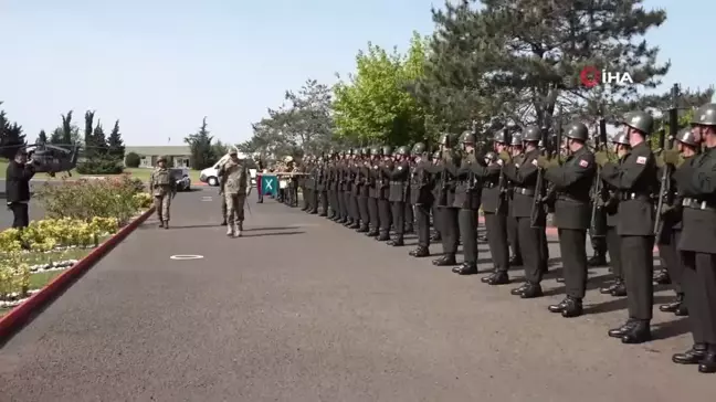 Genelkurmay Başkanı Gürak, sınır karakollarında incelemelerde bulundu