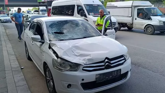 Gaziantep'te Yolun Karşısına Geçmek İsteyen Kişiye Otomobil Çarptı