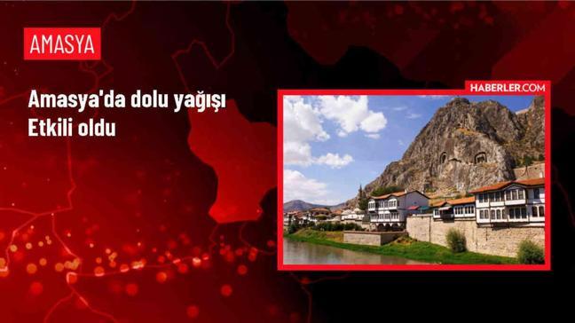 Amasya'da Dolu Nedeniyle Meyve Ağaçları ve Tarım Arazilerinde Zarar Oluştu