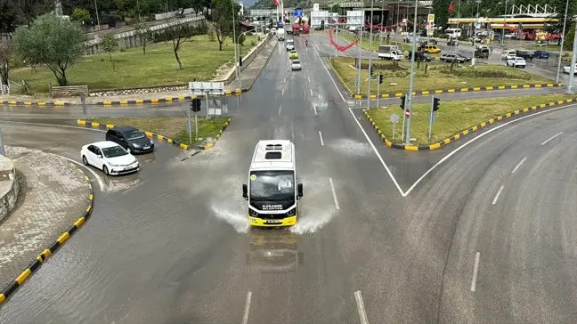 Karabük'te sağanak, hayatı olumsuz etkiledi