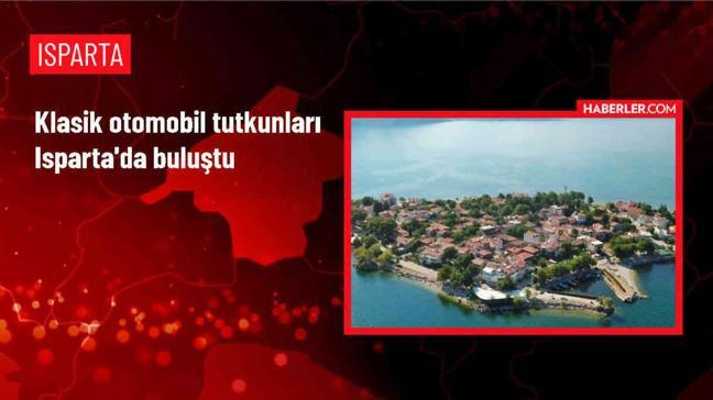 Isparta'da Uluslararası Gül Festivali'nde Klasik Mercedes Konvoyu Düzenlendi