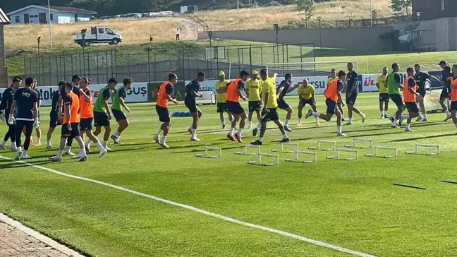 Fenerbahçe, yeni sezon hazırlıklarına başladı