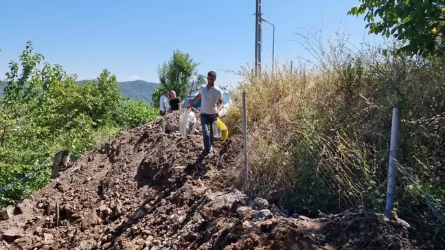 Ereğli'de Mahkeme Kararıyla Yol Kapatıldı, Sokak Sakinleri Mağdur