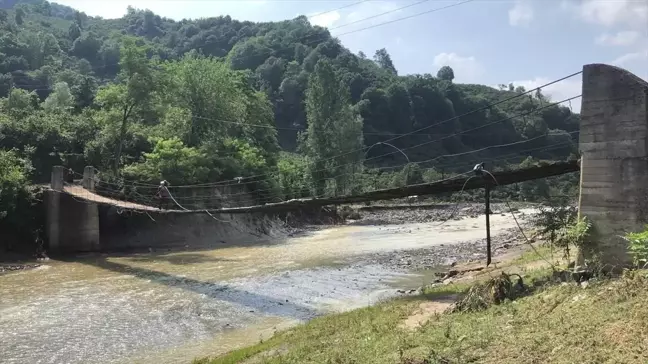 İkizce'de sel sırasında ahşap köprüyü kurtaran kişi konuştu